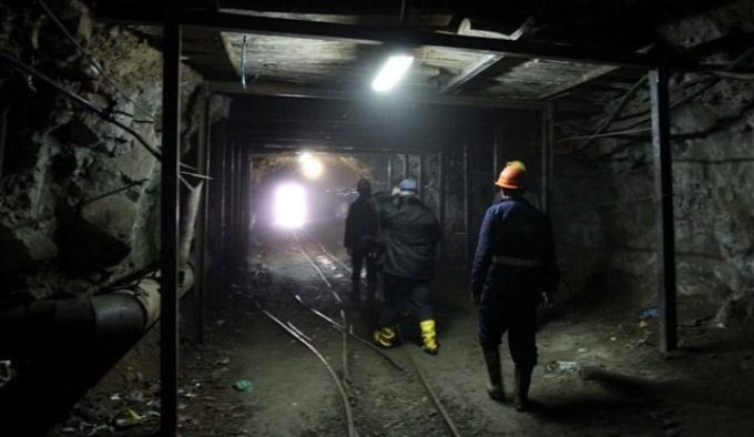 Qeveria do ndryshoje ligjin per sektorin minerar: Si do kryhet veprimtaria studimore